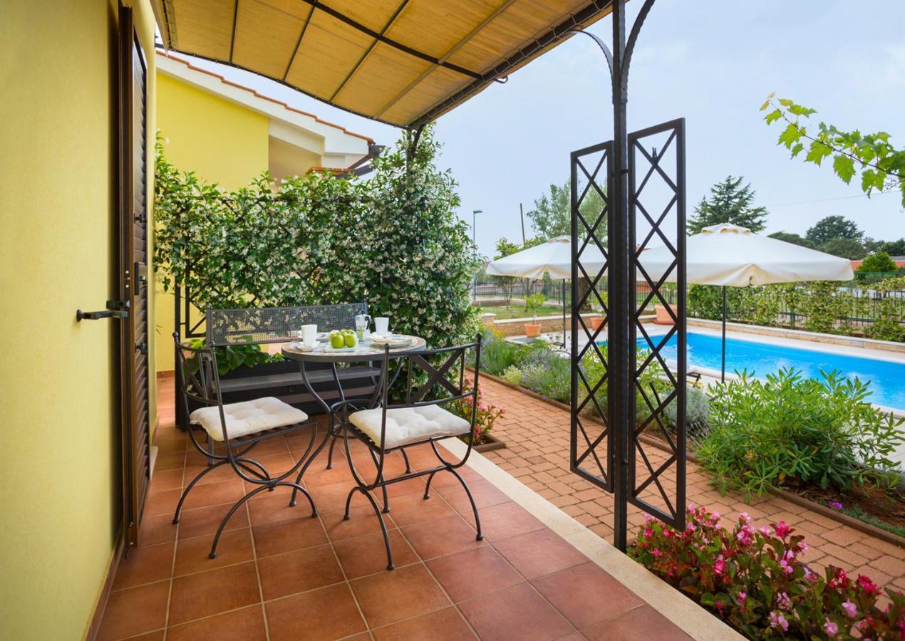 Apartmani Hrelja Labinci Bagian luar foto