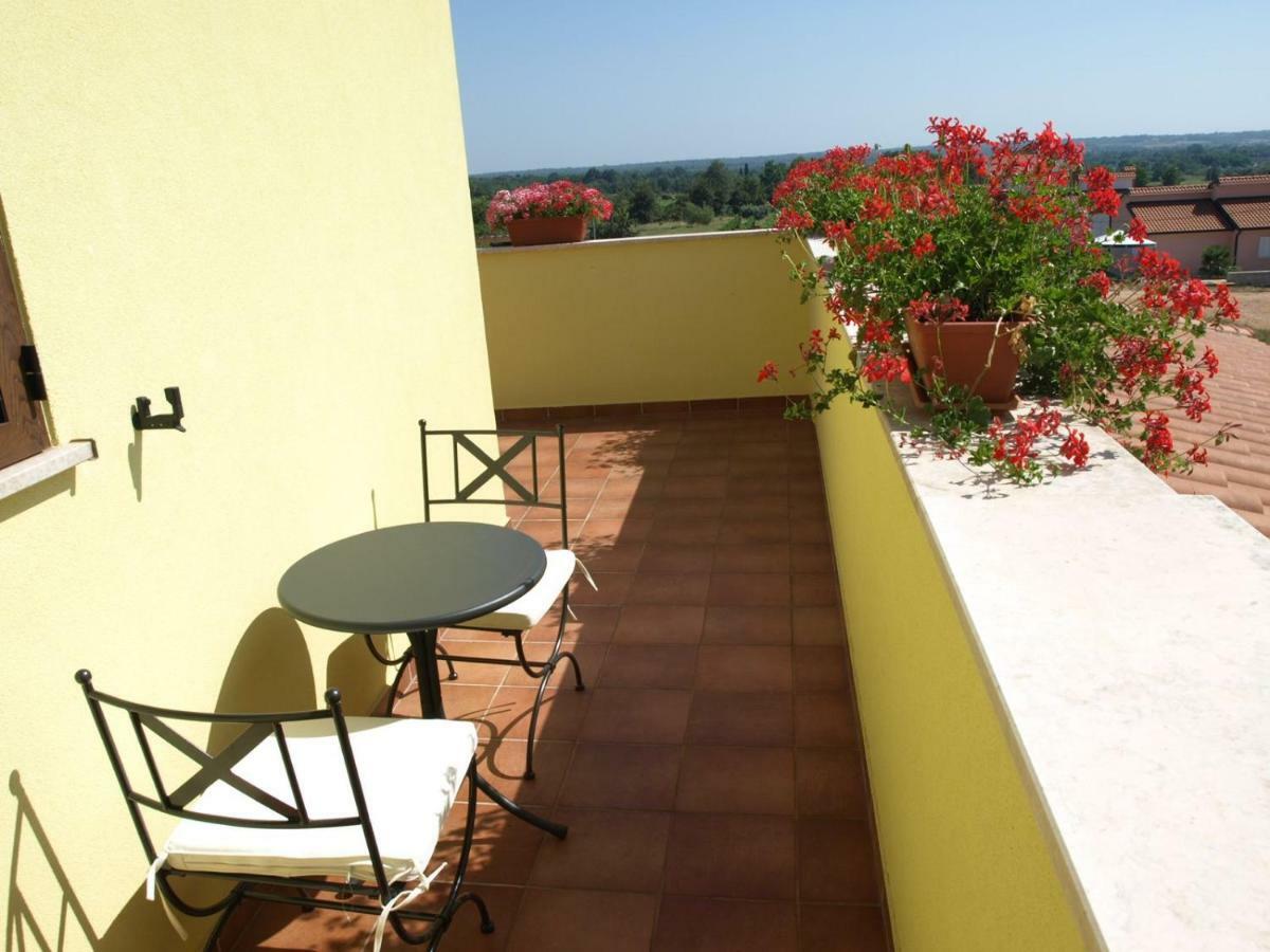 Apartmani Hrelja Labinci Bagian luar foto