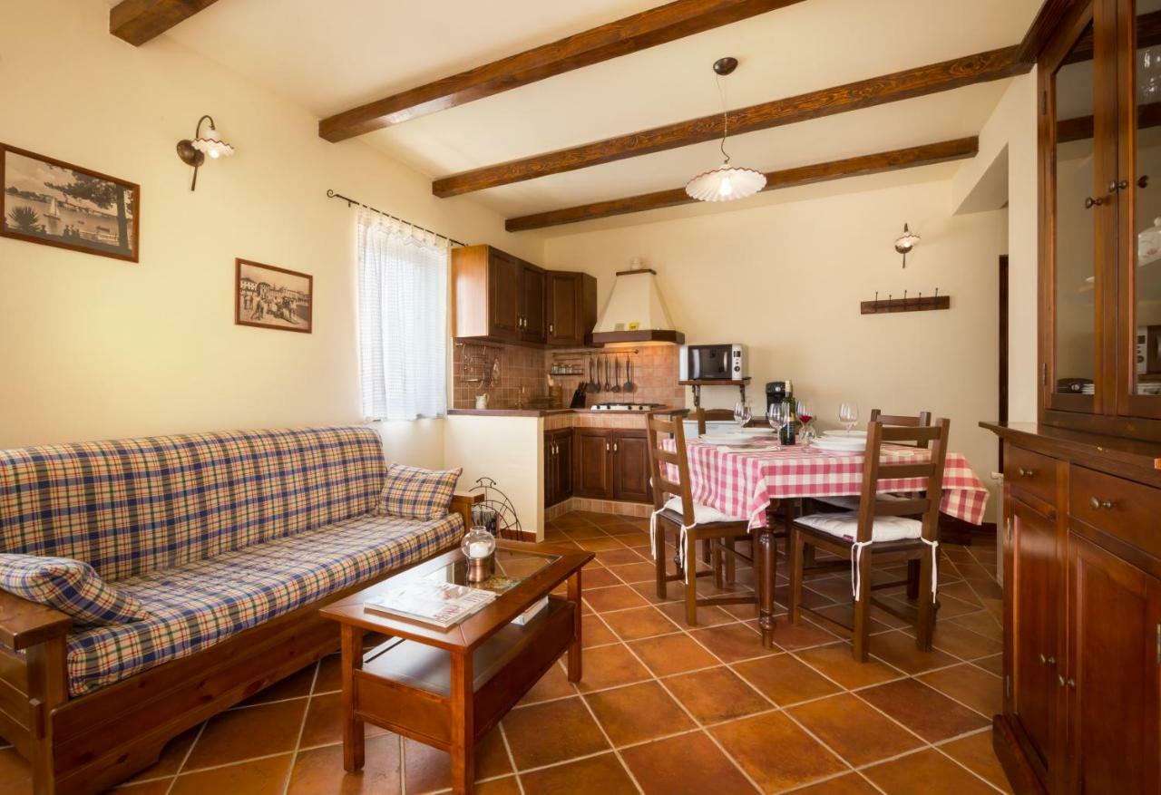 Apartmani Hrelja Labinci Bagian luar foto
